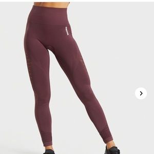 LIKE NEW GYMSHARK Energy + Seamless Leggings